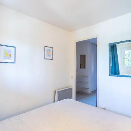 Apartment Les Marines-1 By Interhome