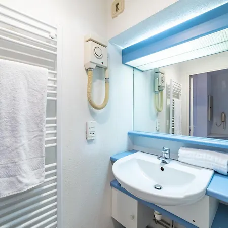 Apartment Les Marines-1 By Interhome